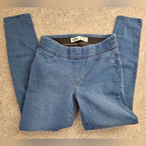 Old Navy stretch super skinny mid rise Size 8 Mid Rise Legging Jean